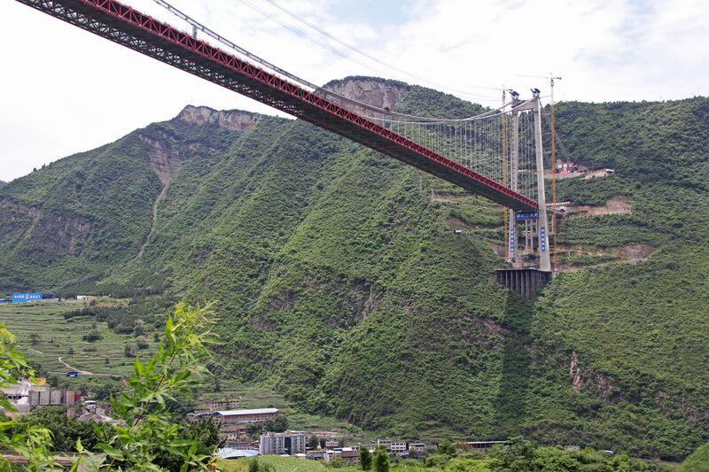 File:Chishuihe Bridge ChajiaotanEastForest.JPG