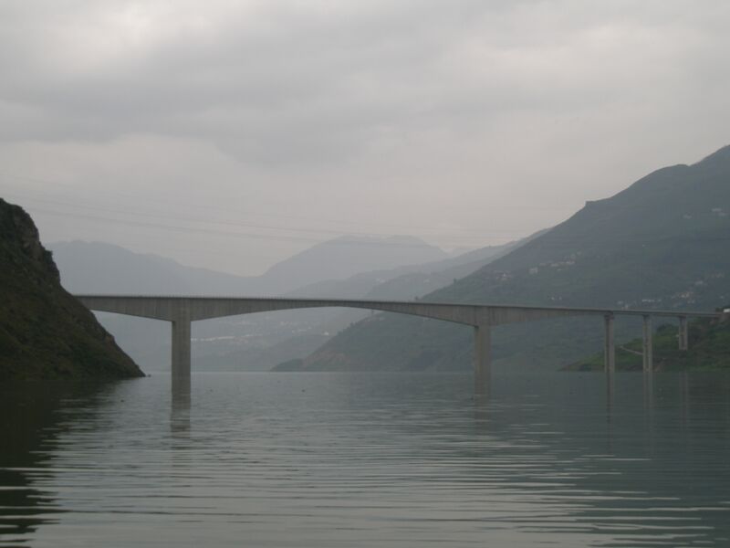 File:DaduheOrDashuBridge.jpg