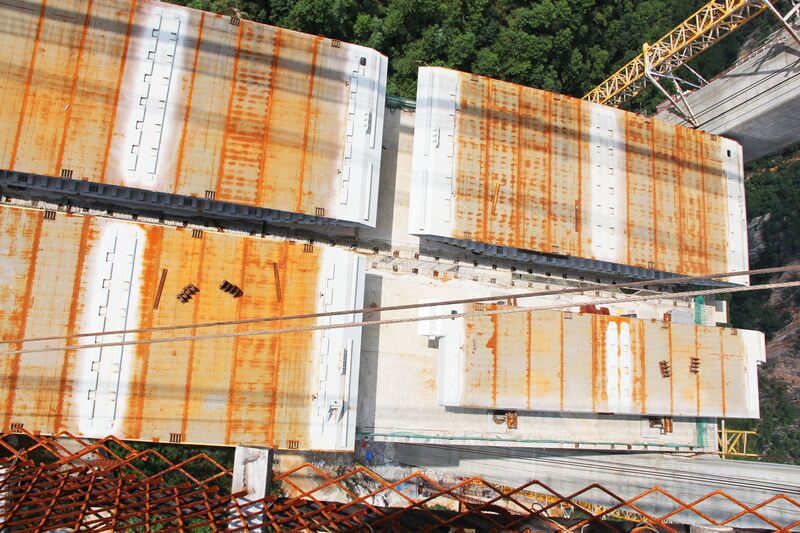 File:PuliDecksFromAbove.jpg