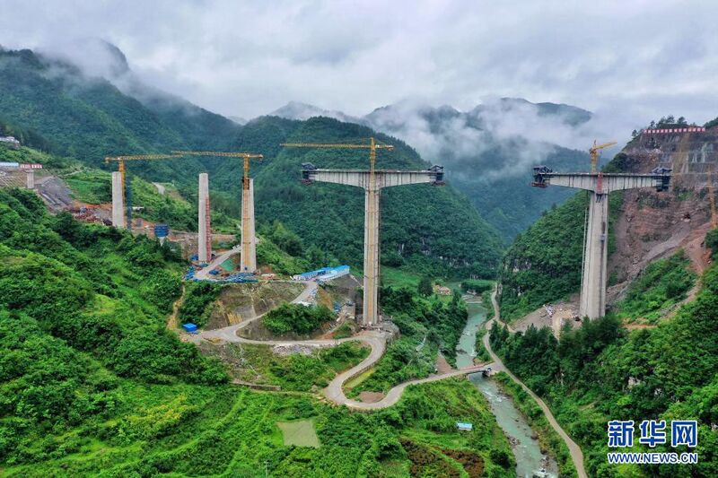 File:Tongziyuan Railway.jpg