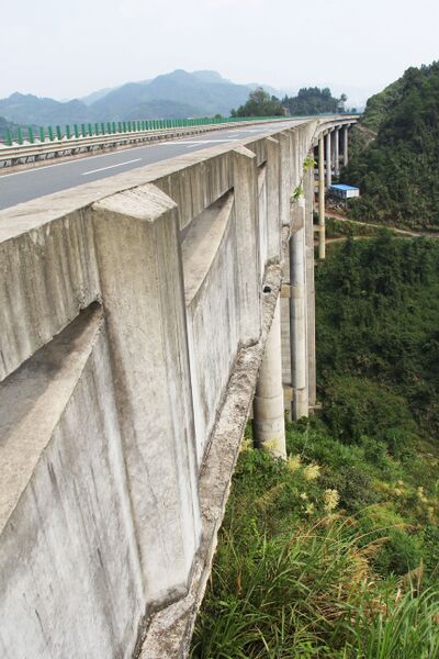 File:ZhuangjiapoPiersView.jpg