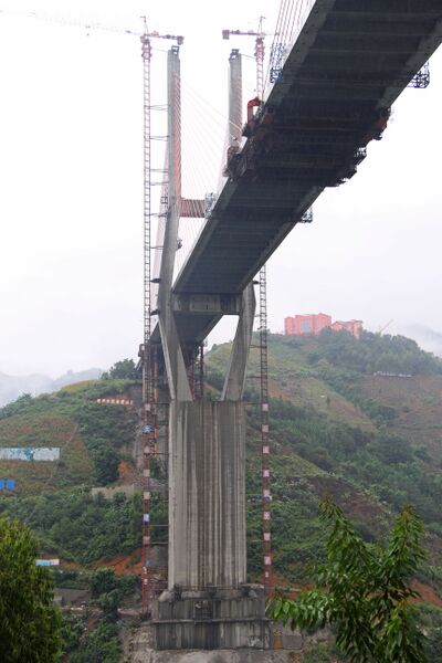 File:BeipanjiangWang'anTowerInRain.jpg