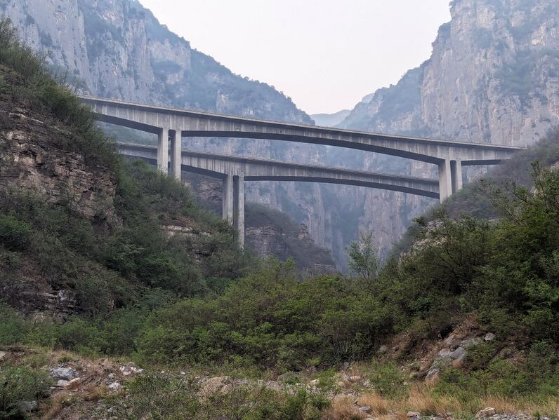 File:Longfenggou4.jpg
