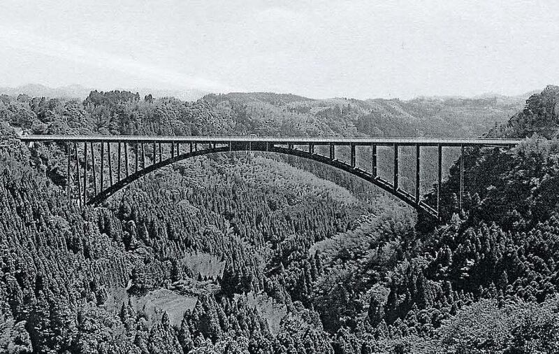 File:Yakatagawa-NijinoWeb.jpg