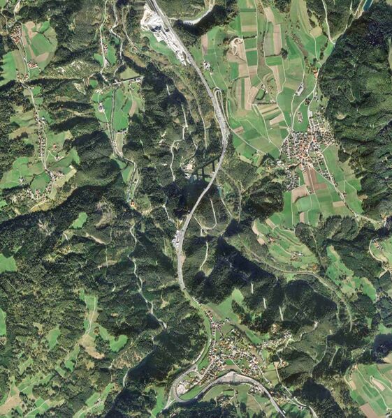 File:EuropaSatelliteWide.jpg