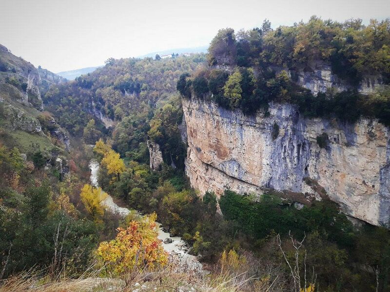 File:Ponte-di-salle.jpg