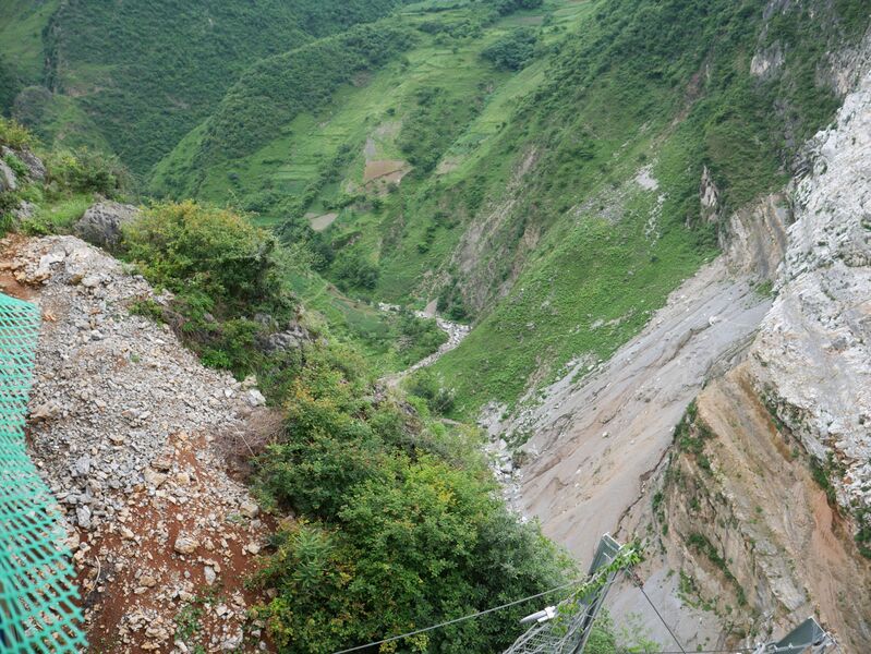 File:ShangwujiaoUpstream.JPG