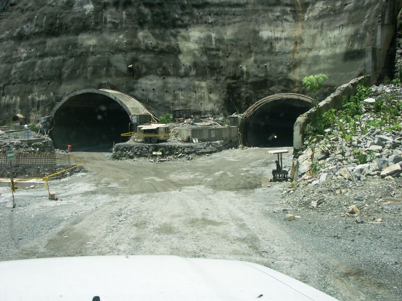 File:XicotepecDoubleTunnel.jpg