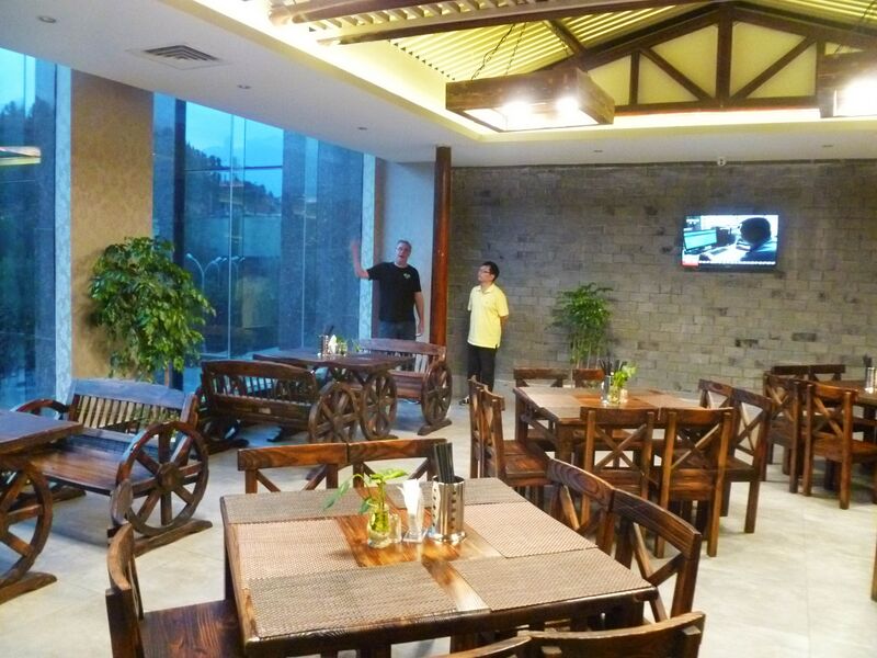 File:19ZhangjiajieHotelZhufanByJohn copy.jpg