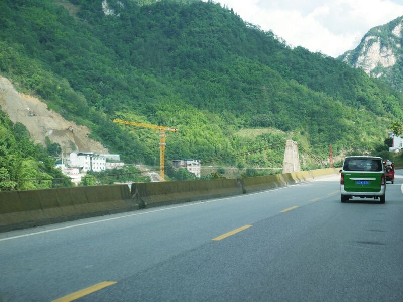 File:BaishuijiangRailway.JPG