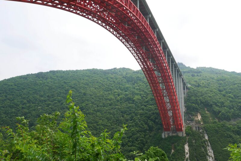 File:DafaquUndersideTruss.JPG