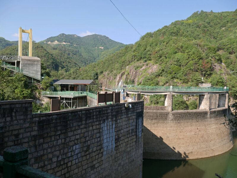 File:LongchuanxiaDam4.JPG