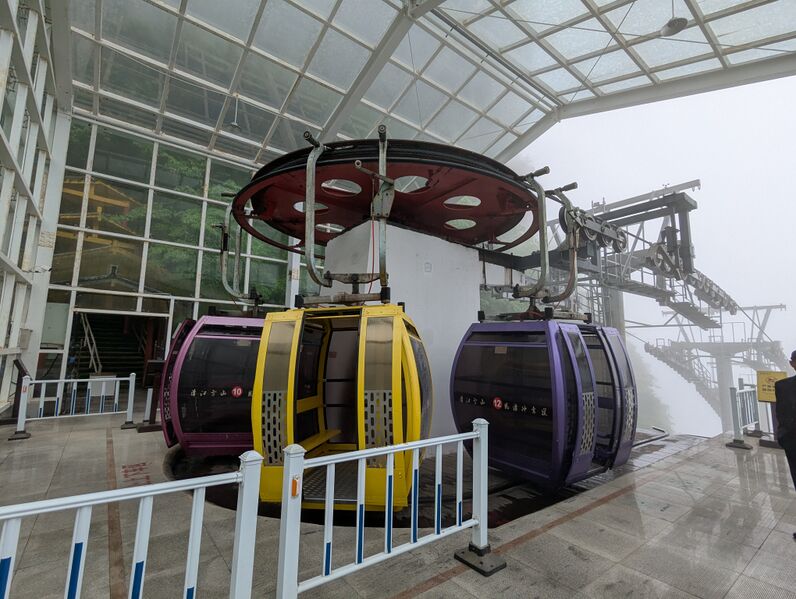 File:Qingjiang Fangshan Gondola3.jpg