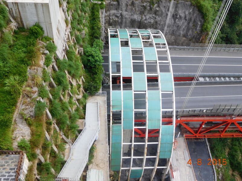 File:104AizhaiTunnelByJohnHart.jpg