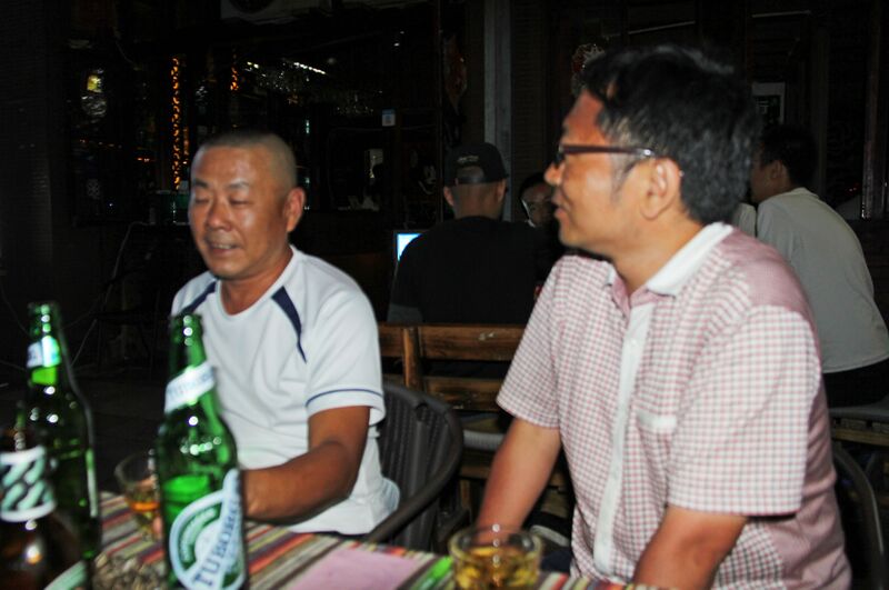 File:232DuanshujunKunmingBar copy.JPG