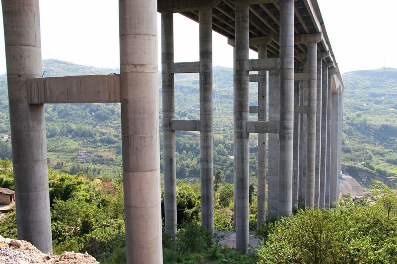 File:Fengfu7LongBridgeApproachSpans.jpg