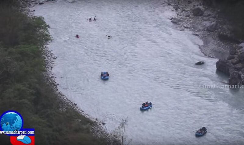 File:Kushma Bungy FootbridgeRiverFloat.jpg