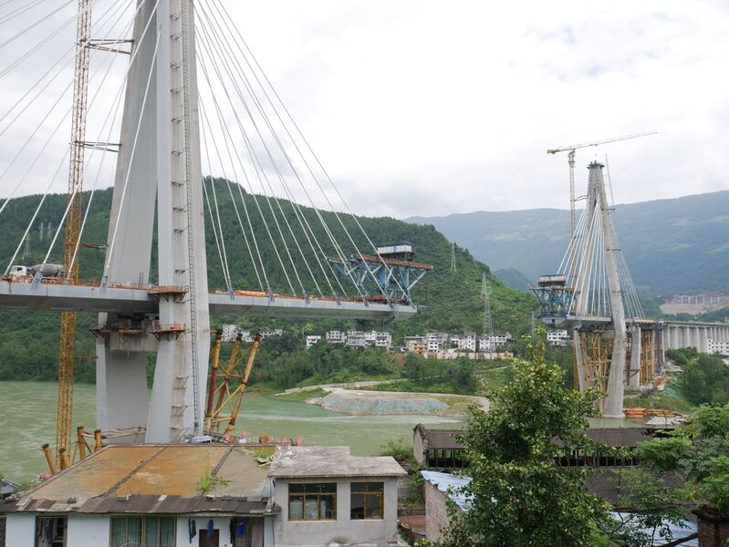 File:Taiziping Wujiang RailwayCantilevered.JPG