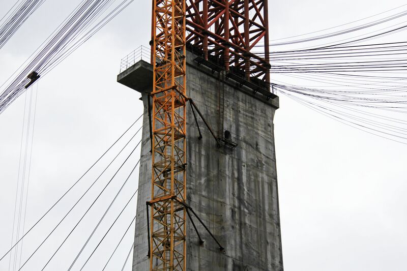 File:YelangheRailwayHighlineSupport.jpg