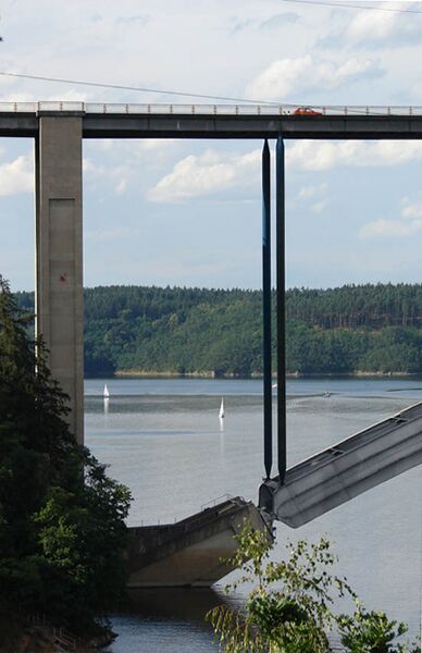 File:2ZdakovswobyPanoramio copy.jpg