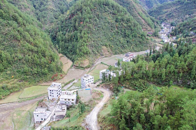 File:DaqiCreek.jpg