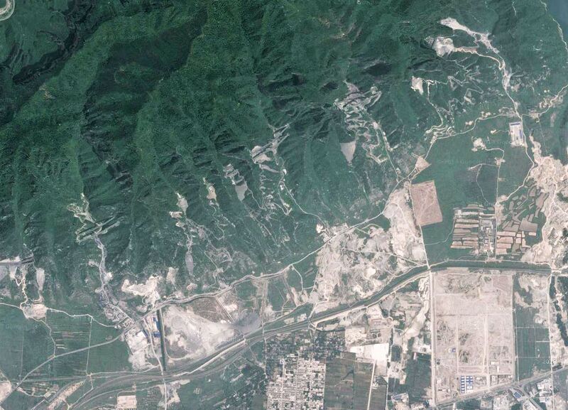 File:LongfenggouSatelliteWide.jpg