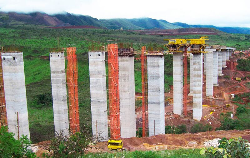 File:Viaduto Márcio Rocha MartinsTraveler.jpg
