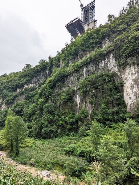 File:MinjiagouGorgeSky3.jpg