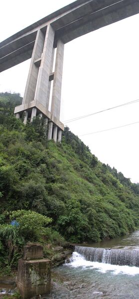 File:PaikouYongshun120mtrHBeam3.jpg