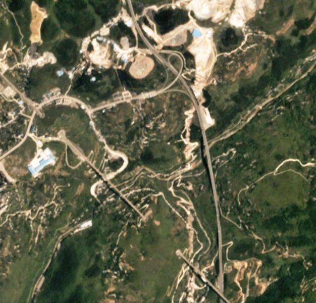 File:LianghejiangExpresswaySatellite.jpg