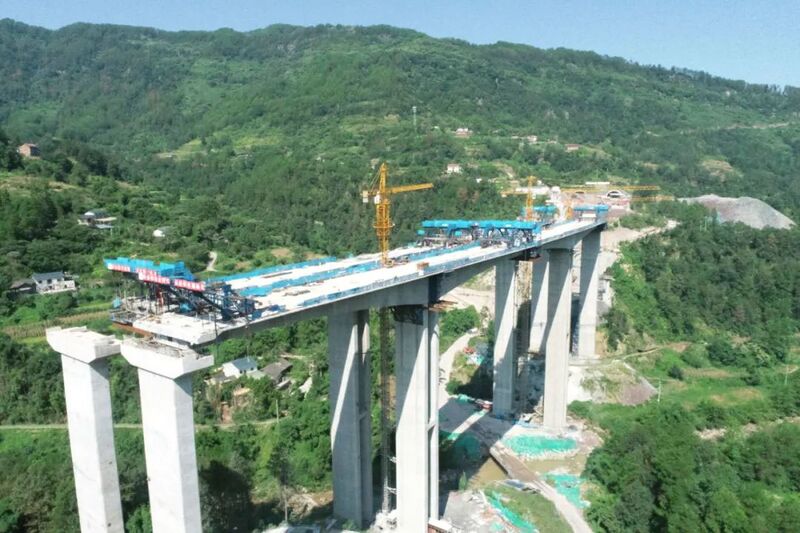 File:Yuquanhe65+120+65.jpg