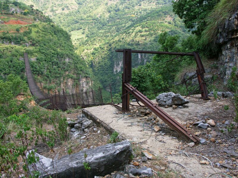 File:Beipanjiang2011RailwayFootbridge31.jpg