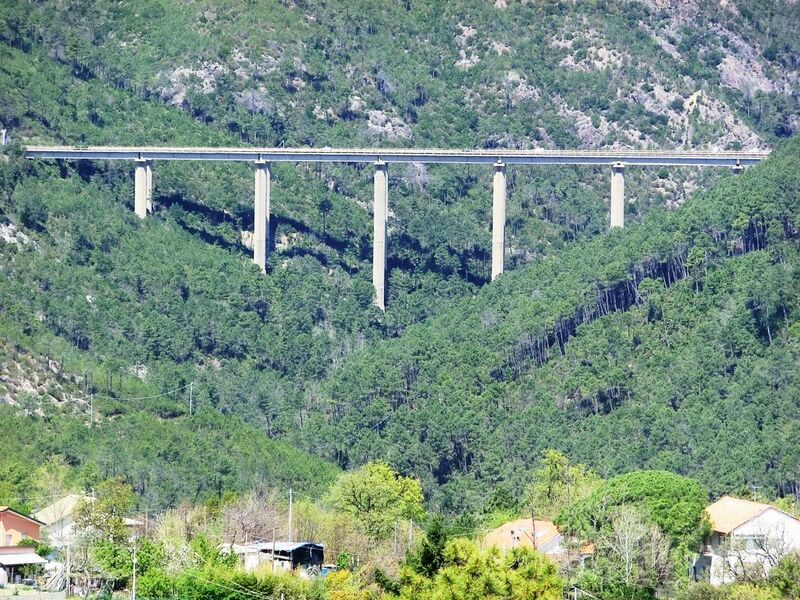 File:Cantoniera45mtrSpans Prob65mtrH OnA12.jpg