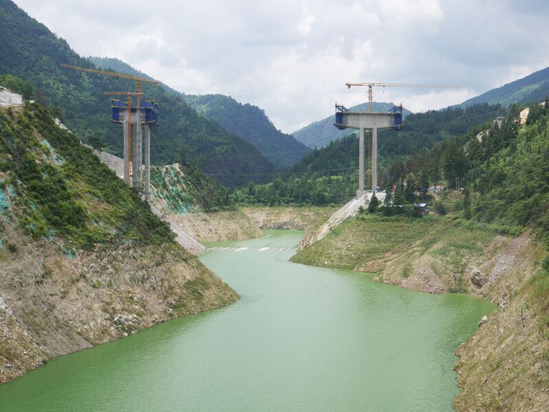File:NanzhaixiSide.JPG
