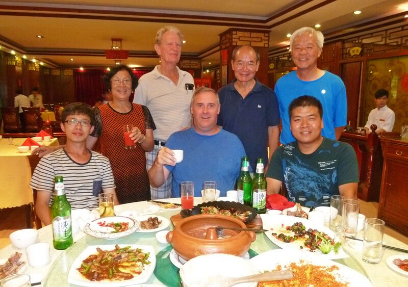 File:518KunmingGroupByUnknown.jpg