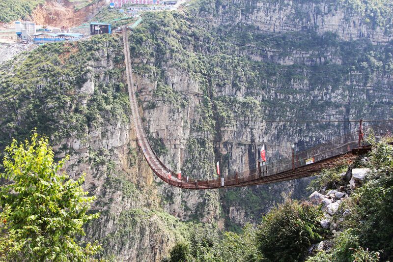 File:Dimuhe2014FootbridgeSpan.jpg