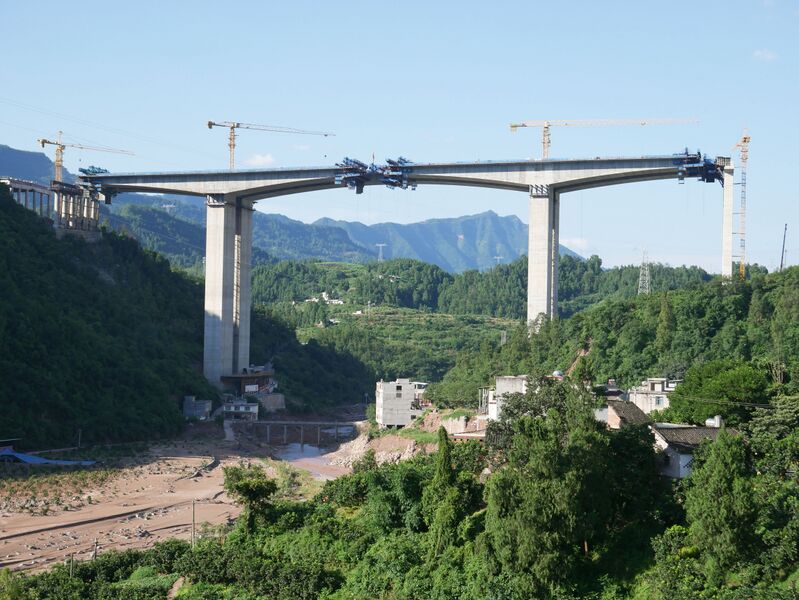 File:GulinheNew.JPG