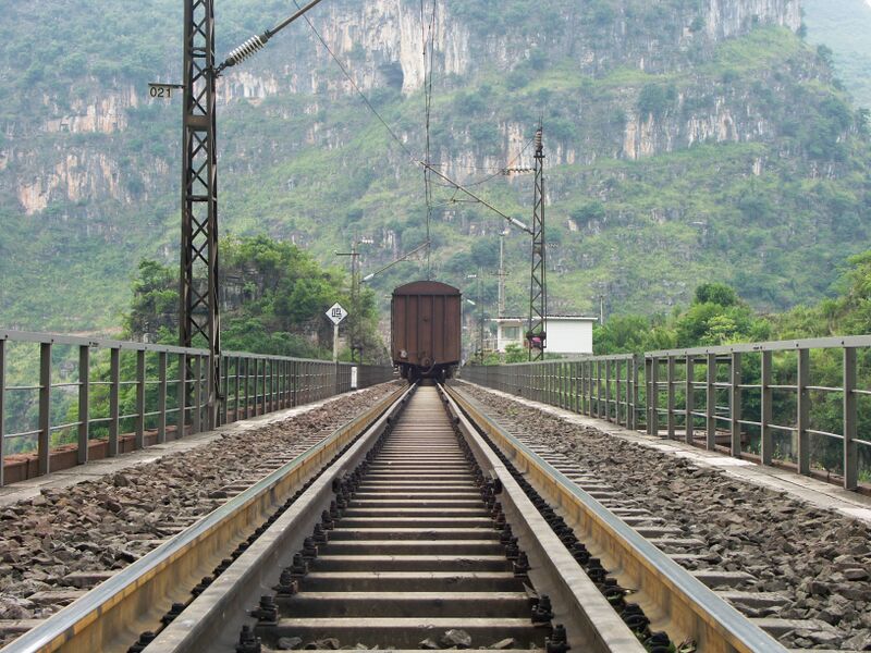 File:QingshuiheRailwayTrain2.jpg