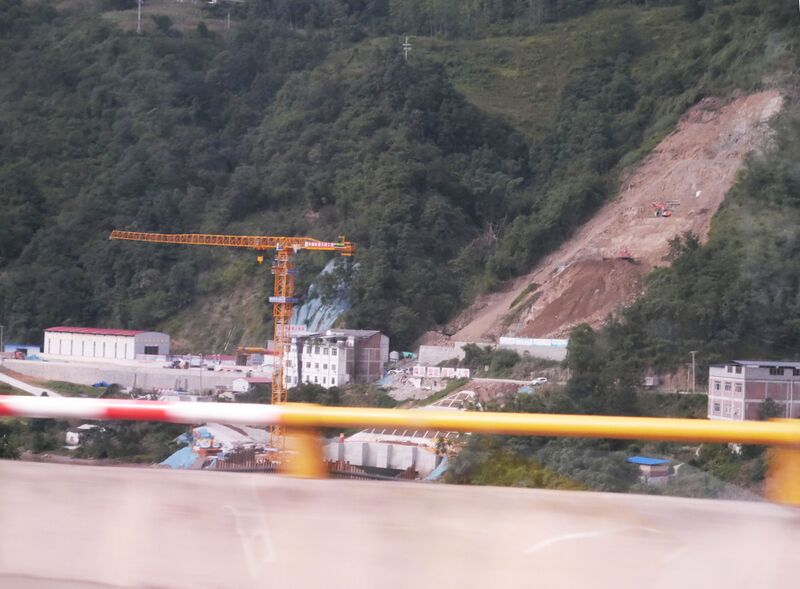 File:BaishuijiangRailwayNorthSlope.JPG