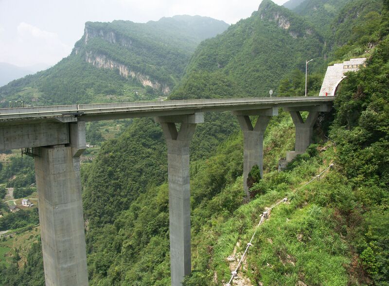 File:WeijiazhouApproachSpans.jpg