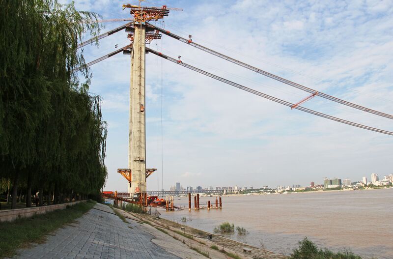 File:47YingwuzhouWestTower&Shoreline.jpg