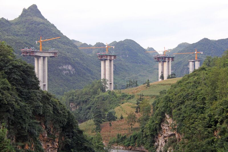 File:G76EastOfZhijin2.jpg