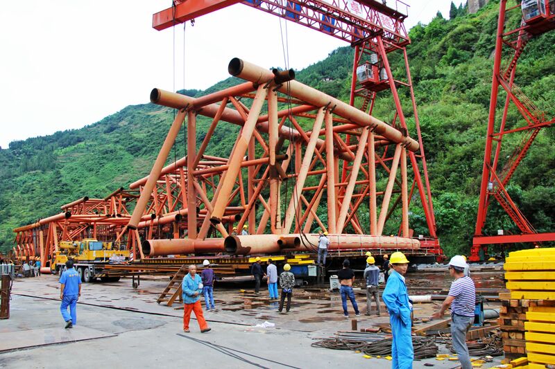File:YelangheRailwayTrussPieces.jpg