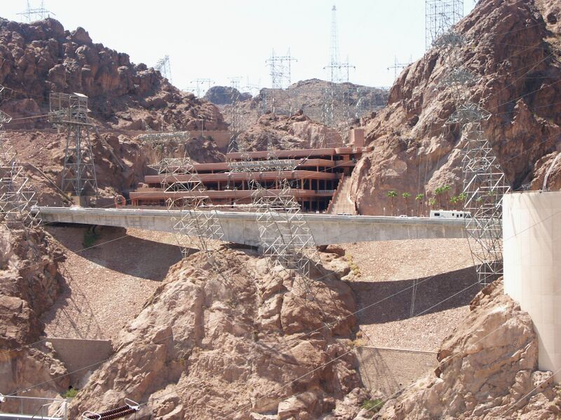 File:32HooverDamTBridge.jpg