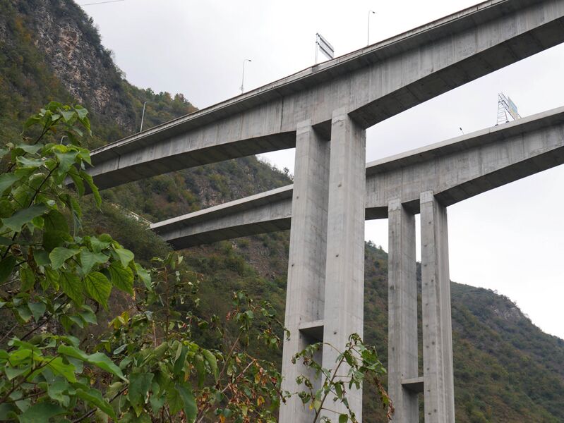 File:FaxiangheSky.JPG