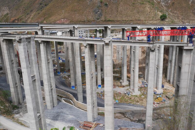 File:KahaluoInterchangeConstruction.JPG
