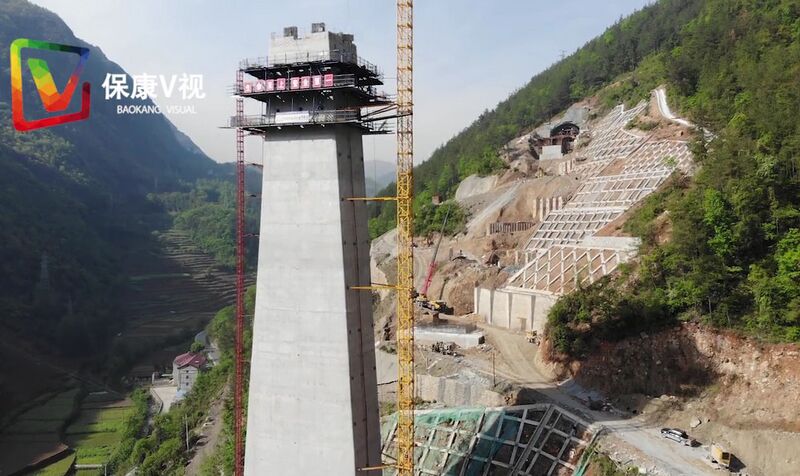 File:LianghekouRailwayDrone6.jpg