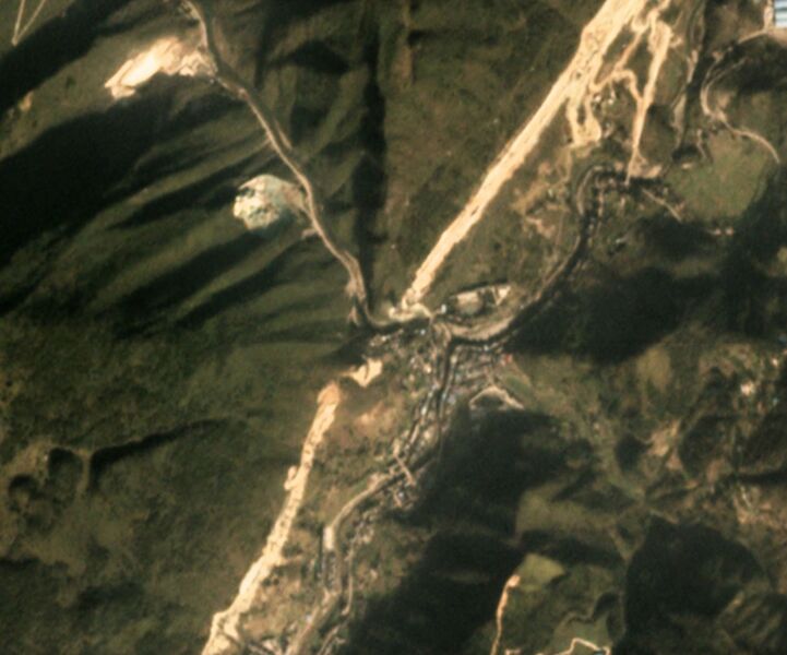 File:MuguaSatellite.jpg