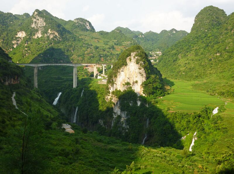 File:398QingshuiheRailwayByPeter.jpg