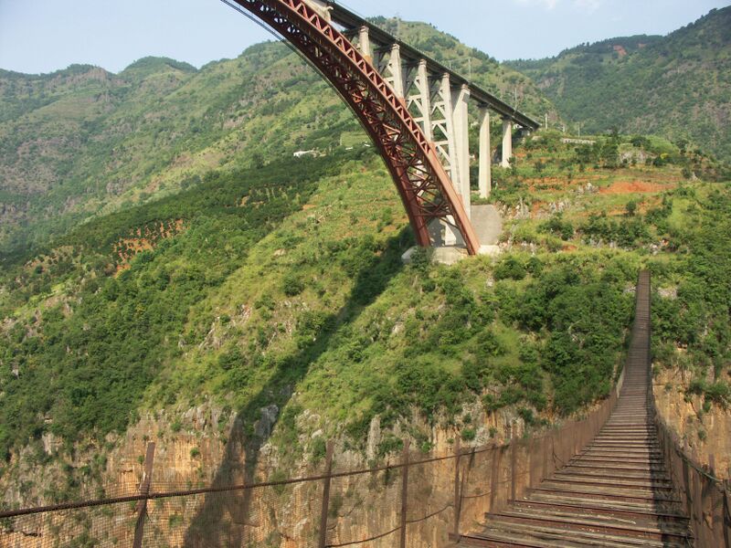 File:Beipanjiang2011RailwayFootbridge26.jpg
